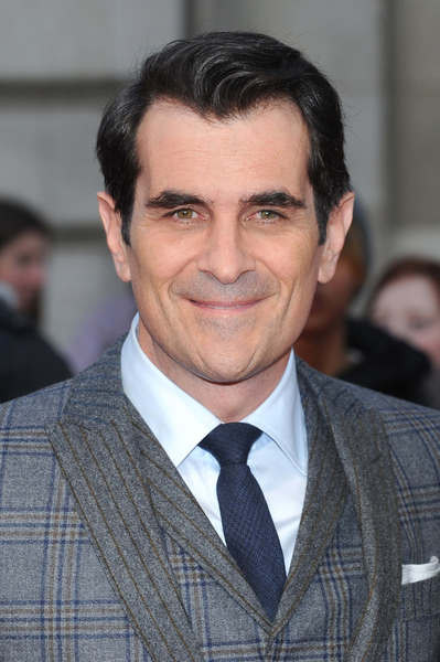 Modern Familys Ty Burrell Inks Development Pact With 