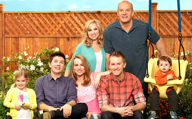 Good Luck Charlie to Feature Family with Same-Sex Parents | mxdwn ...